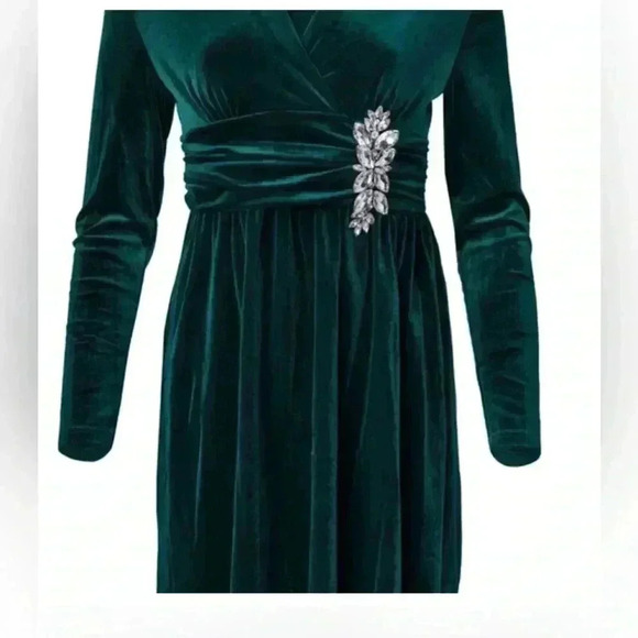 Deep Teal Long Sleeve Ruched Embellished Velvet Gown size small XL Medium large - Picture 14 of 15